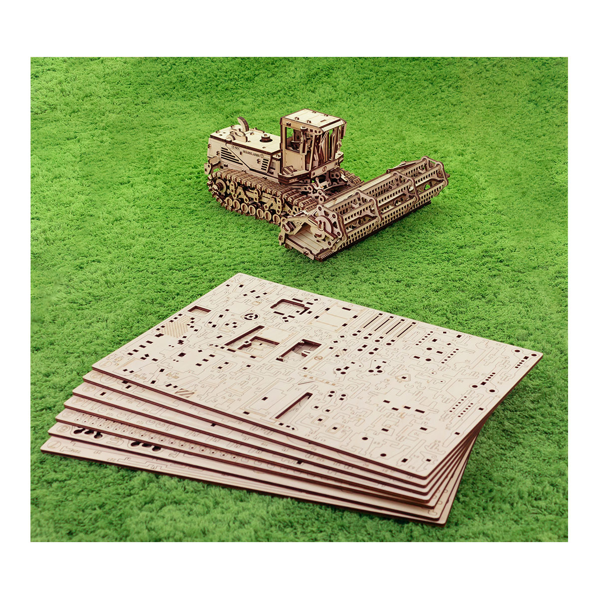 3D-Holzpuzzle, Mähdrescher 3D-Holzpuzzle, Mähdrescher