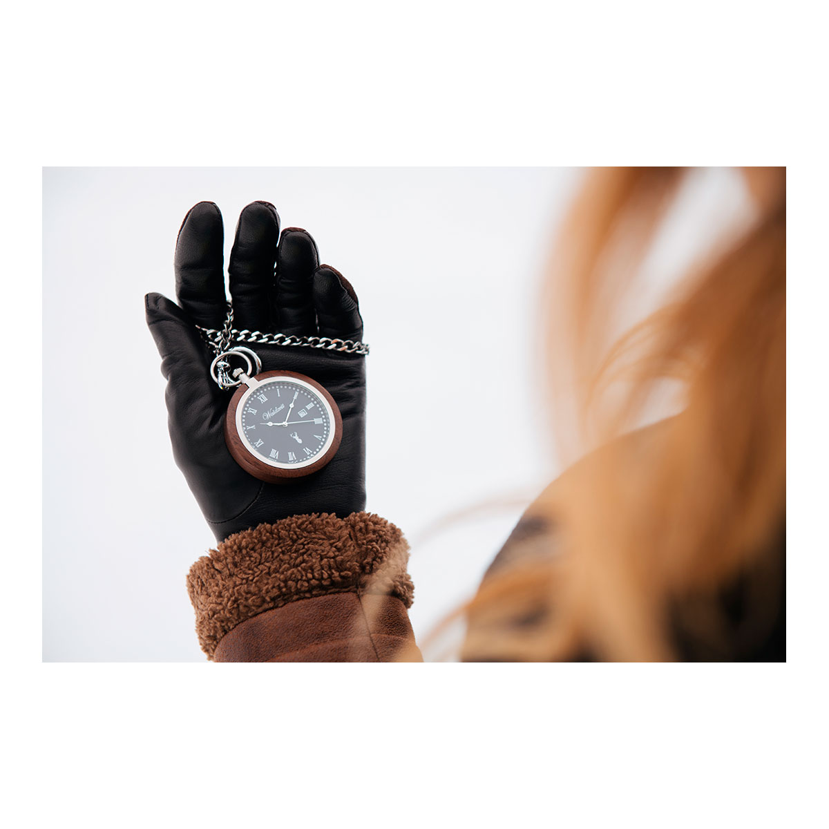 Taschenuhr Walnuss Zeitreise