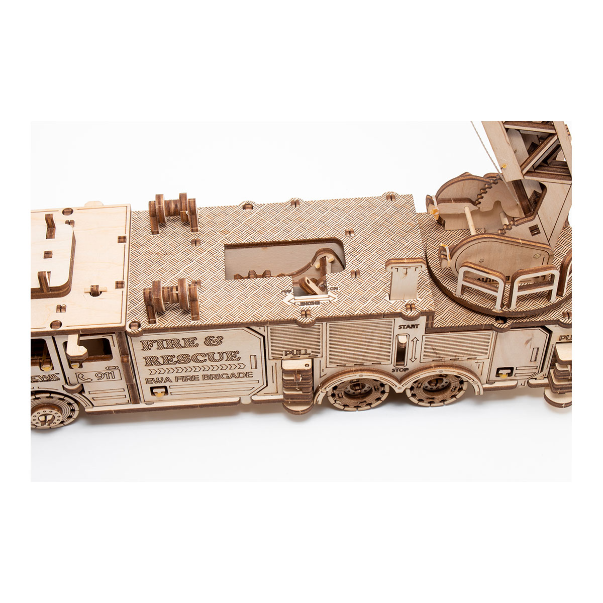 3D-Holzpuzzle Mechanisches Feuerwehrauto